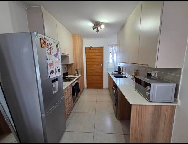 2 BEDROOM PROPERTY TO RENT IN IRENE